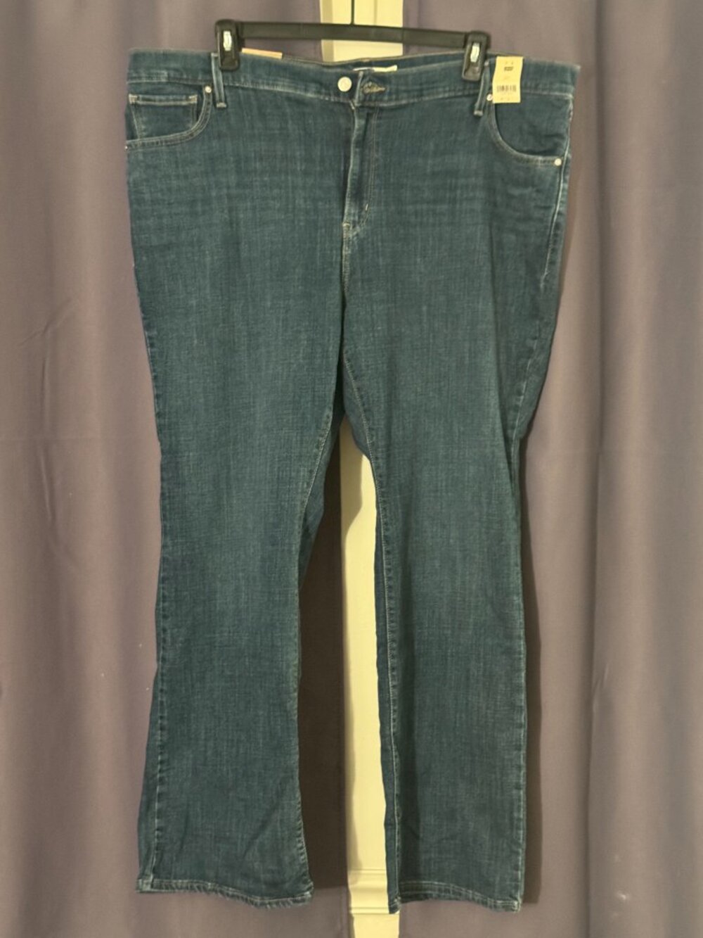 Levi's 725 High Rise Bootcut Women's Jeans - Picture 3 of 3